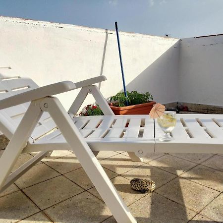 Ferienwohnung Chelsea Barracks Giardini-Naxos Exterior foto